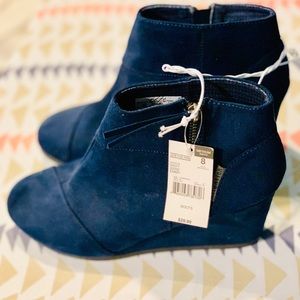 Navy Blue Wedge Booties, size 8